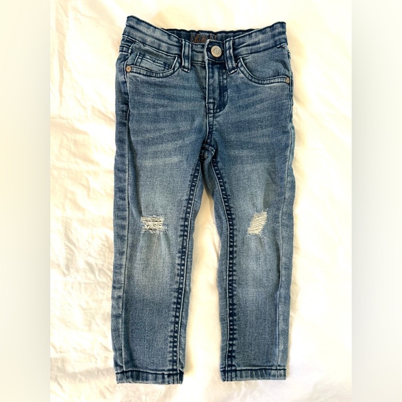 Studio V by Vigoss Toddler 2t Jeans - Picture 1 of 4